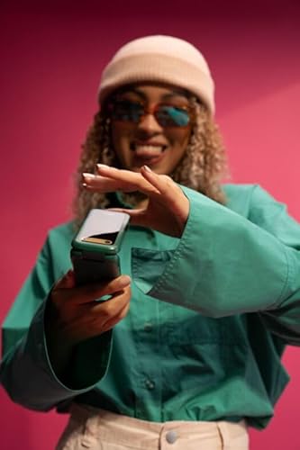 Nokia 2660 - Telefono Cellulare 4G Dual Sim, Display 2.8", Tasti Grandi, Tasto SOS, Fotocamera, Bluetooth, Radio FM Wireless e lettore mp3, Ampia batteria, Verde, Italia - Prova pratica